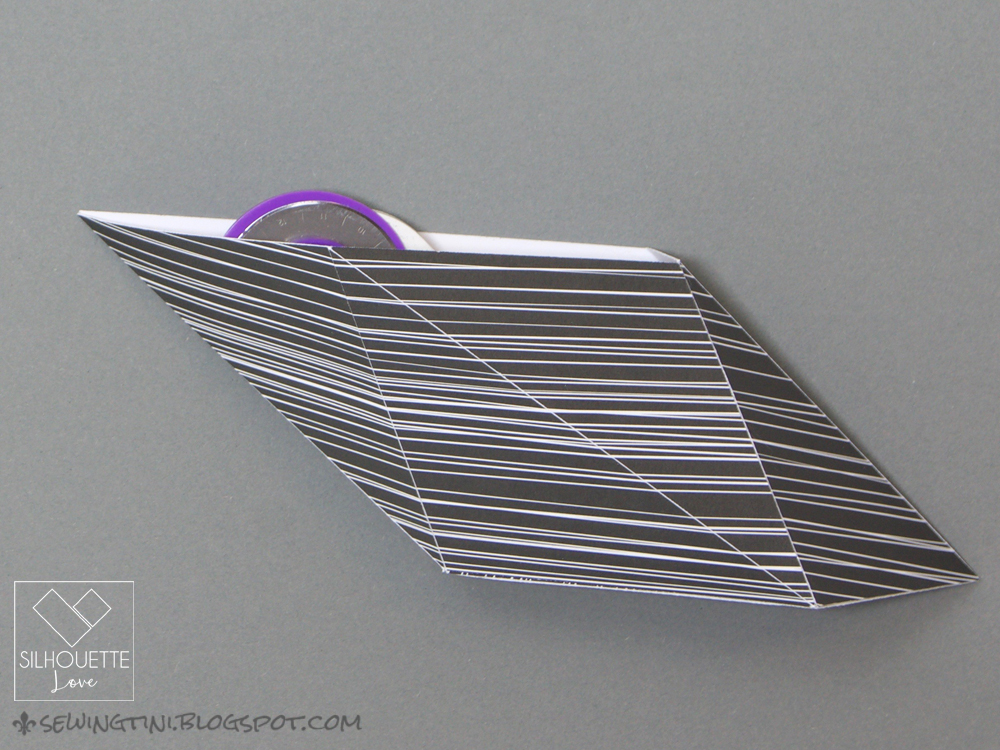 Geometric wall utensilo